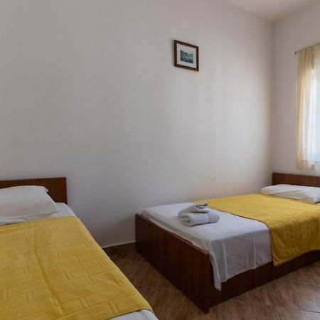 Villa Savovic Petrovac Exteriör bild
