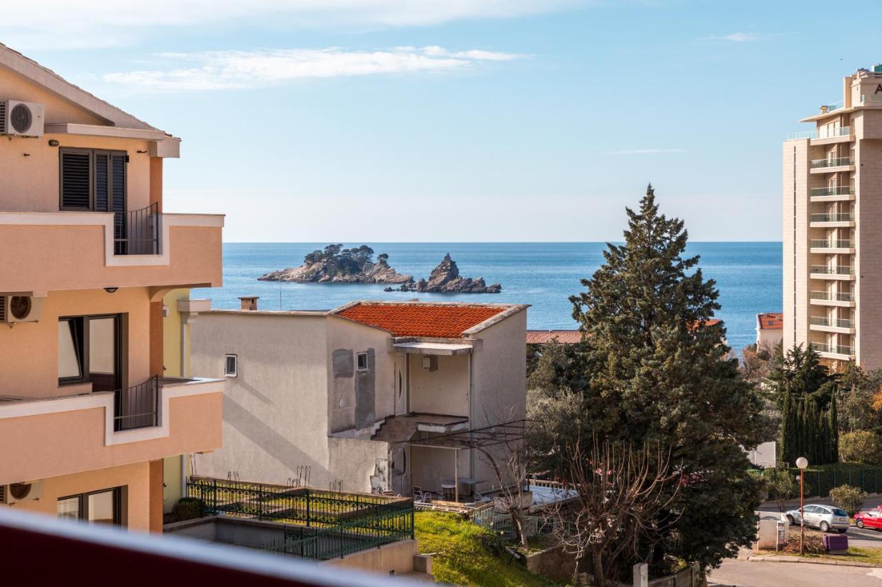 Villa Savovic Petrovac Exteriör bild