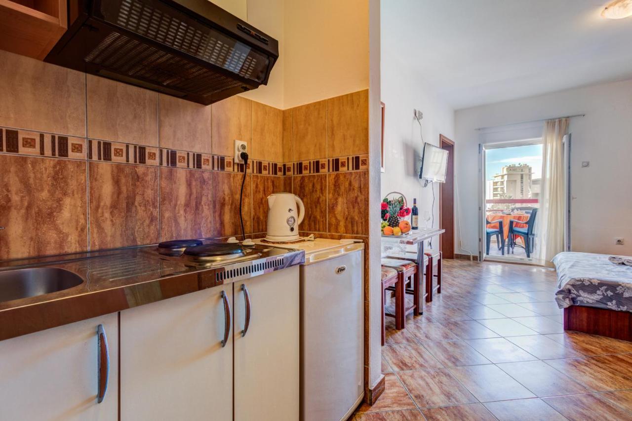 Villa Savovic Petrovac Exteriör bild